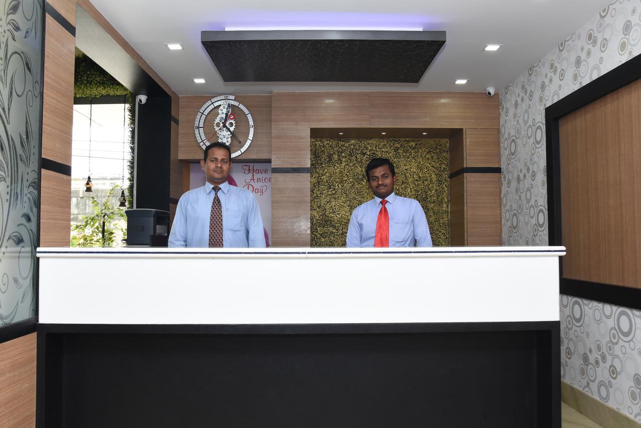 Hotel Bnson Blue Cuttack Extérieur photo